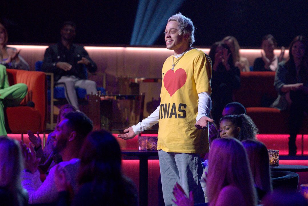 Jonas Brothers Family Roast : Foto Pete Davidson