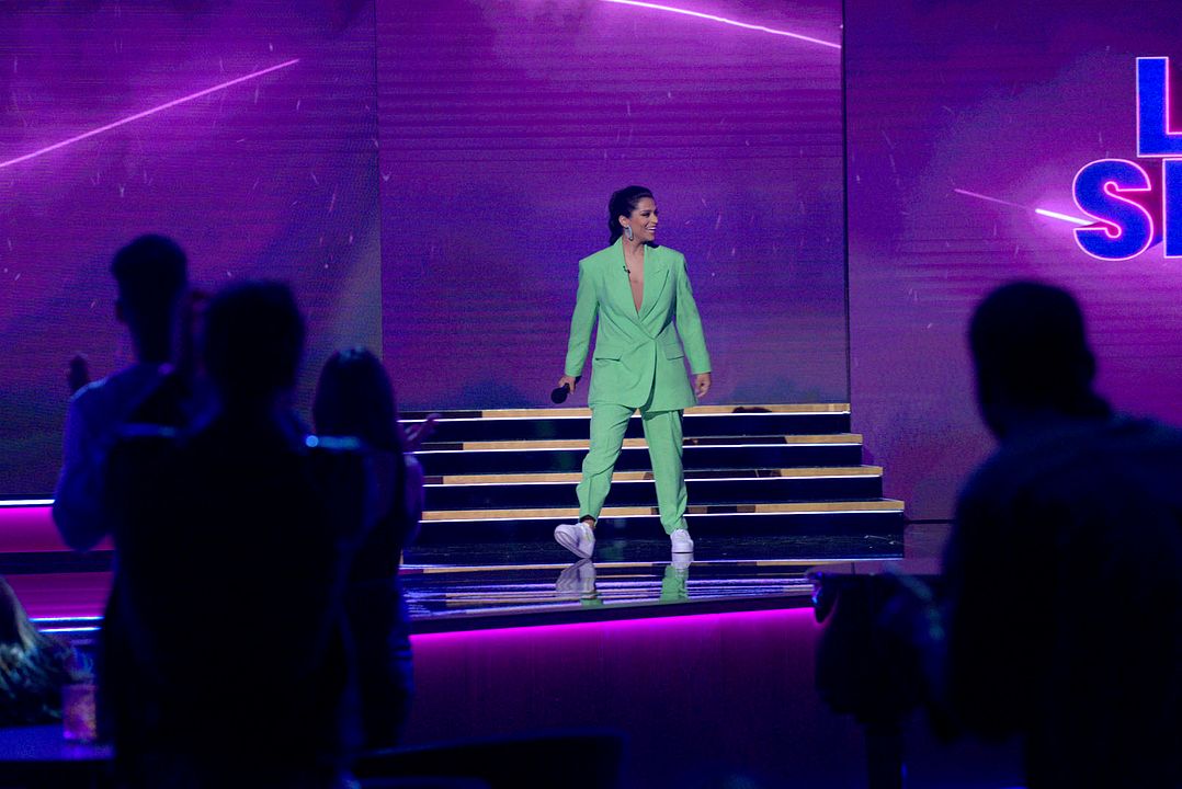 Jonas Brothers Family Roast : Foto Lilly Singh