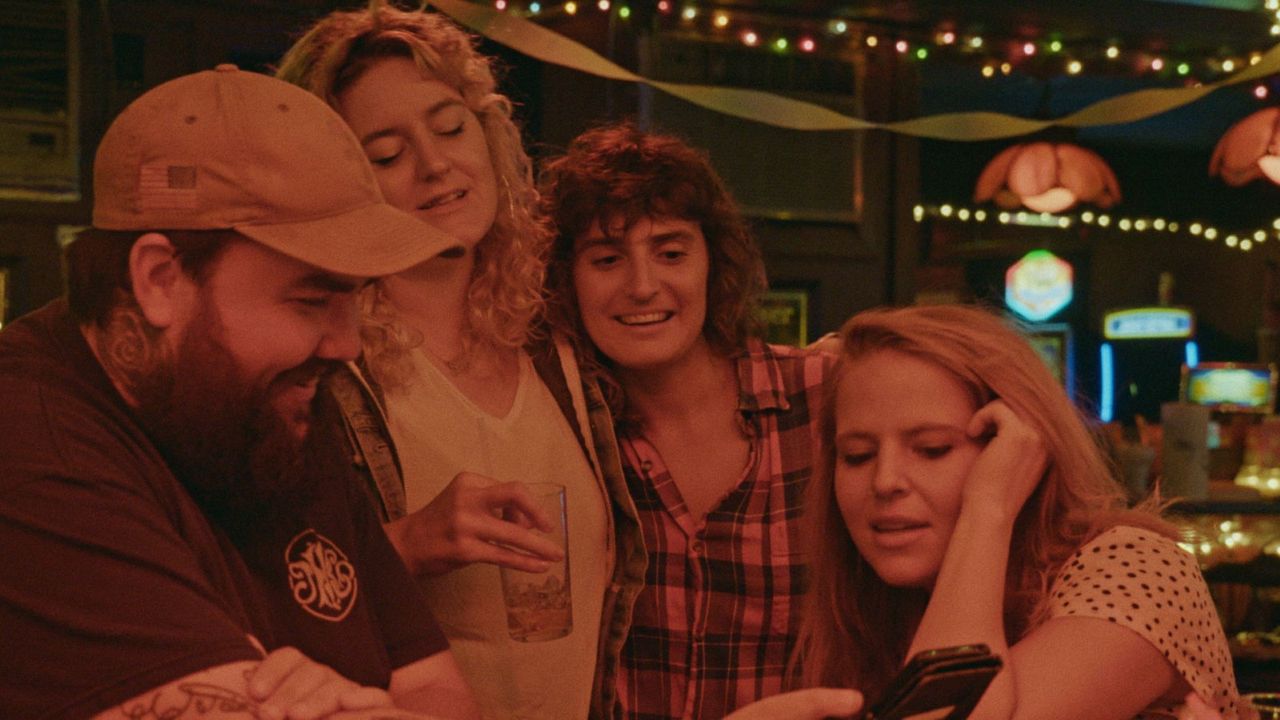 Bloody Nose, Empty Pockets : Foto