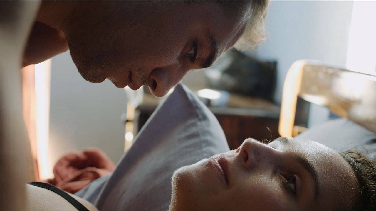 Death of A Virgin and the Sin of Not Living : Foto