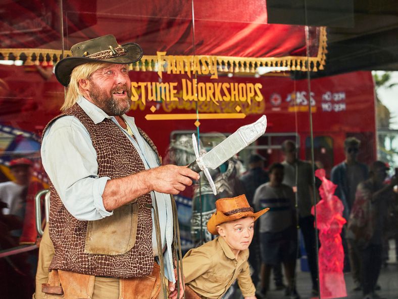 The Very Excellent Mr. Dundee : Foto