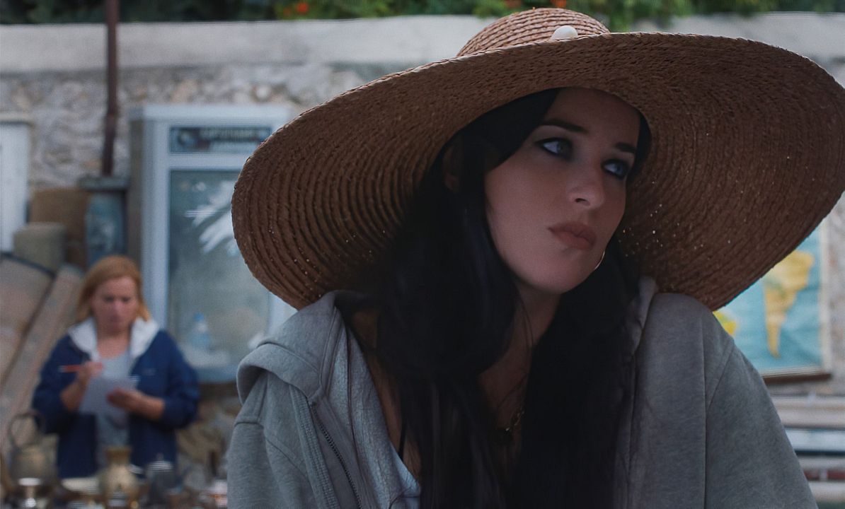 La hija oscura : Foto Dakota Johnson