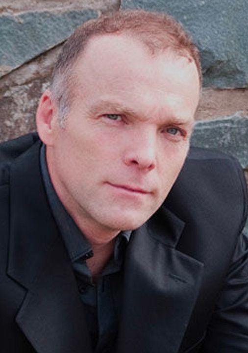 Póster Hugh Thompson