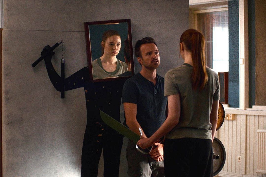 Dual : Foto Karen Gillan, Aaron Paul