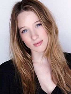 Póster Sophie Lowe