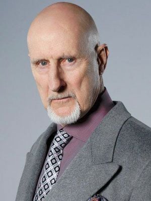 Póster James Cromwell