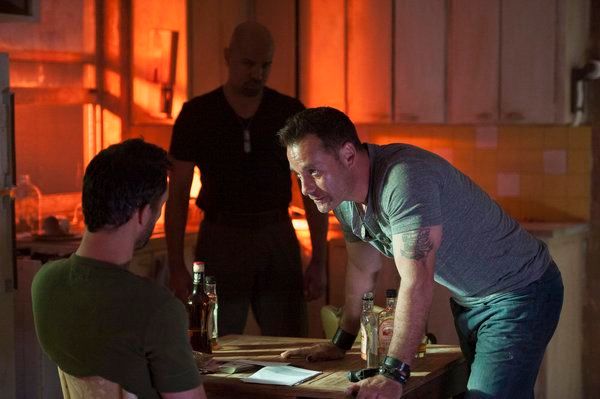 Foto Jeffrey Donovan, Adrian Pasdar