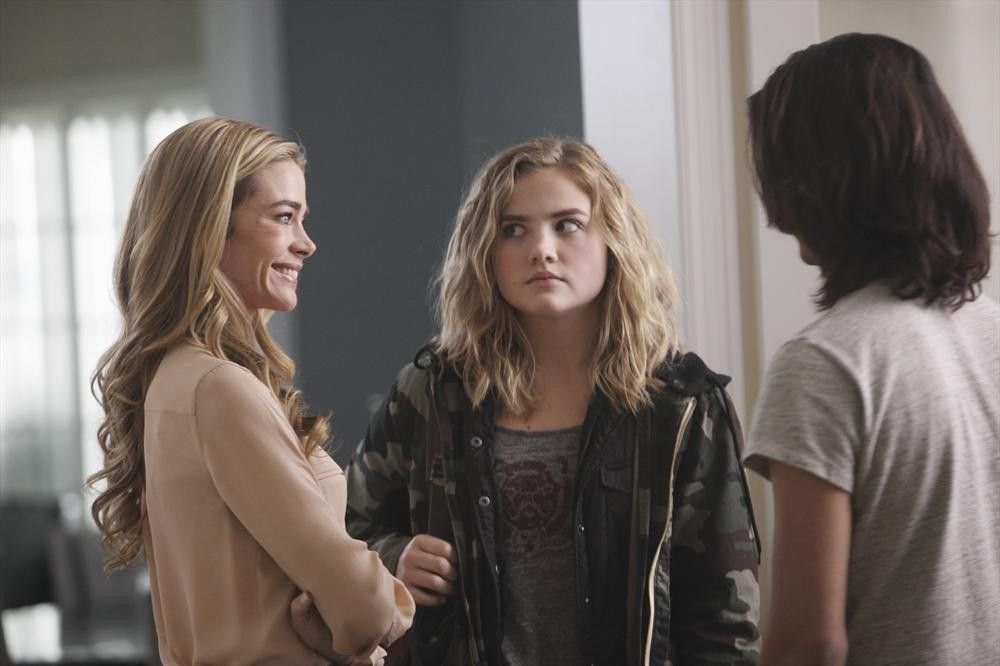 Foto Denise Richards, Avan Jogia, Maddie Hasson