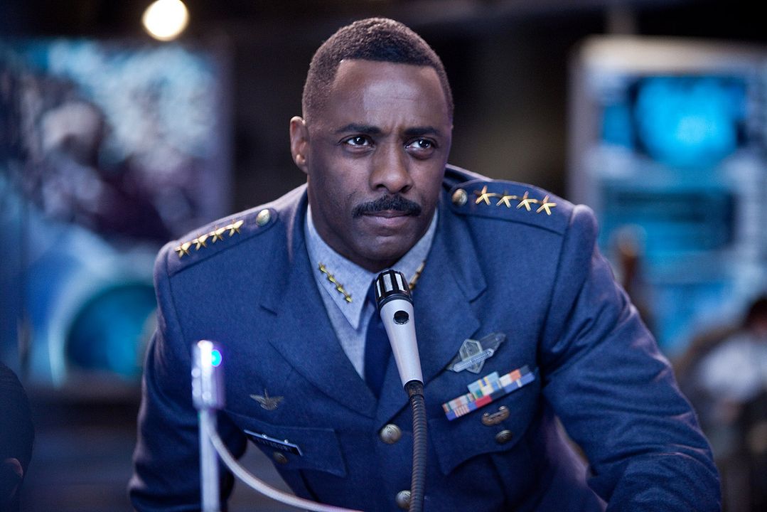 Titanes del Pacífico : Foto Idris Elba