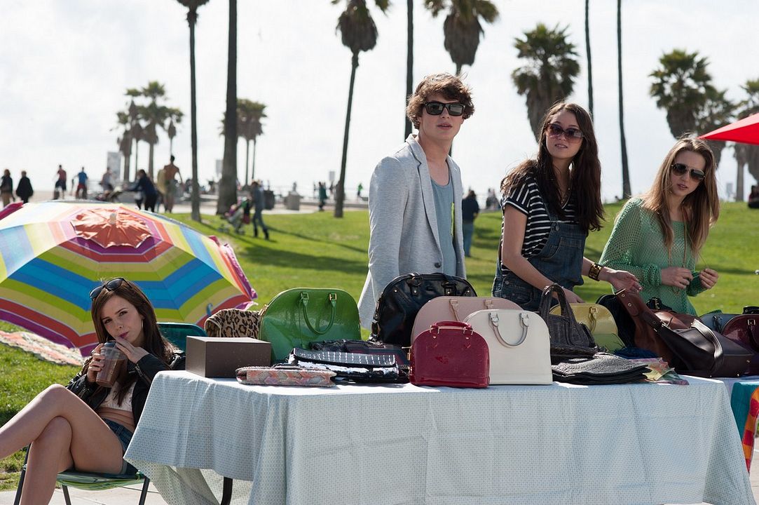 Ladrones de la fama : Foto Emma Watson, Israel Broussard, Taissa Farmiga