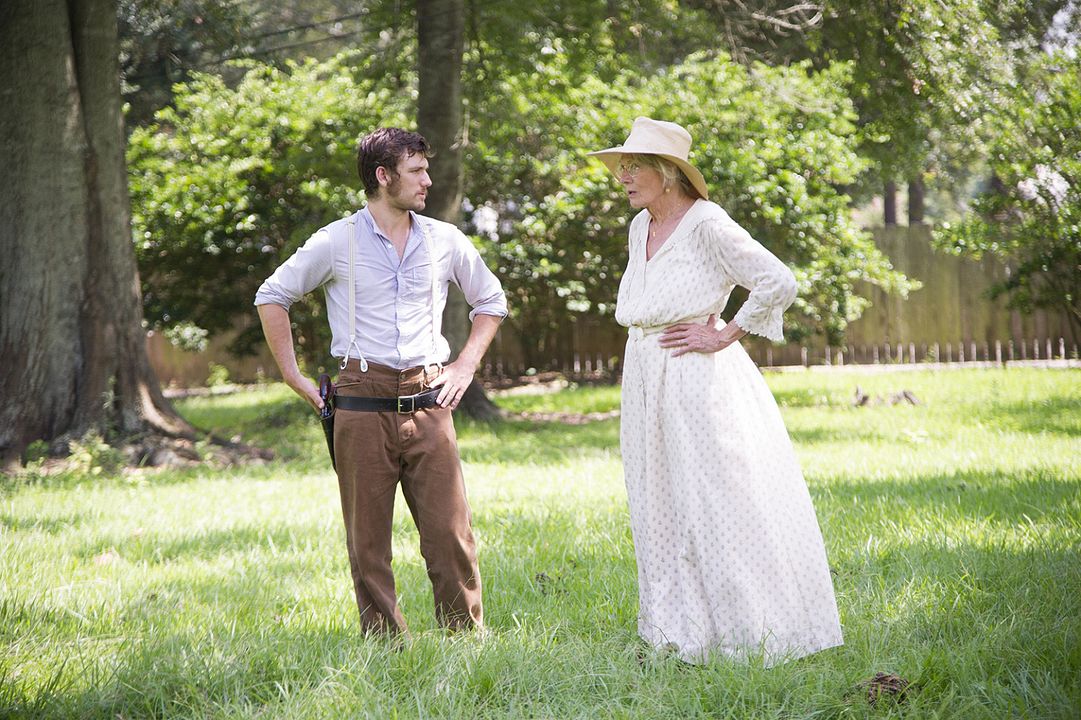 El mayordomo : Foto Alex Pettyfer