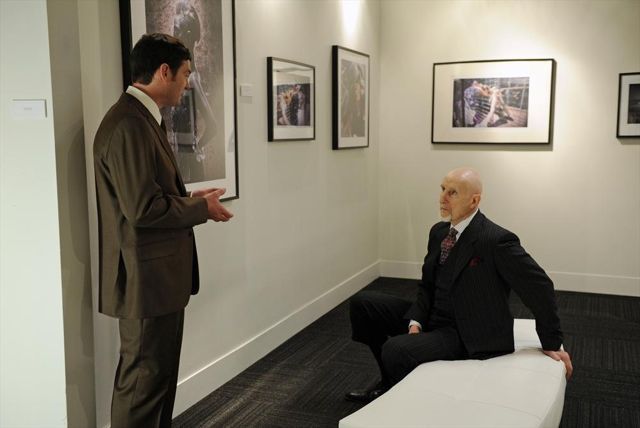 Foto James Cromwell, Henry Thomas