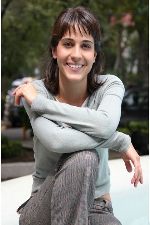 Póster Cassandra Ciangherotti