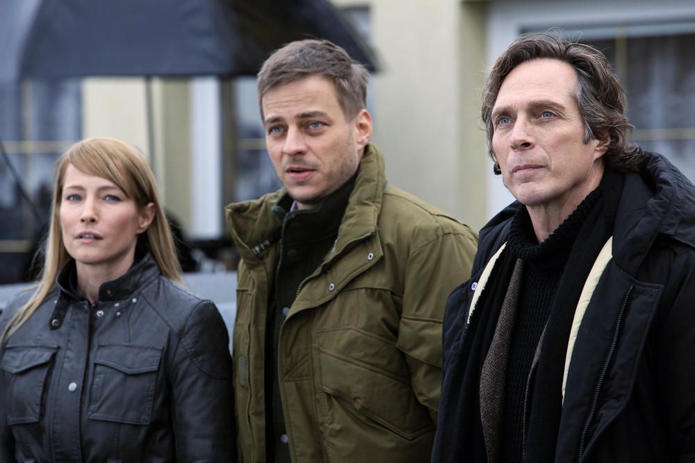 Foto Tom Wlaschiha, Genevieve O'Reilly, William Fichtner