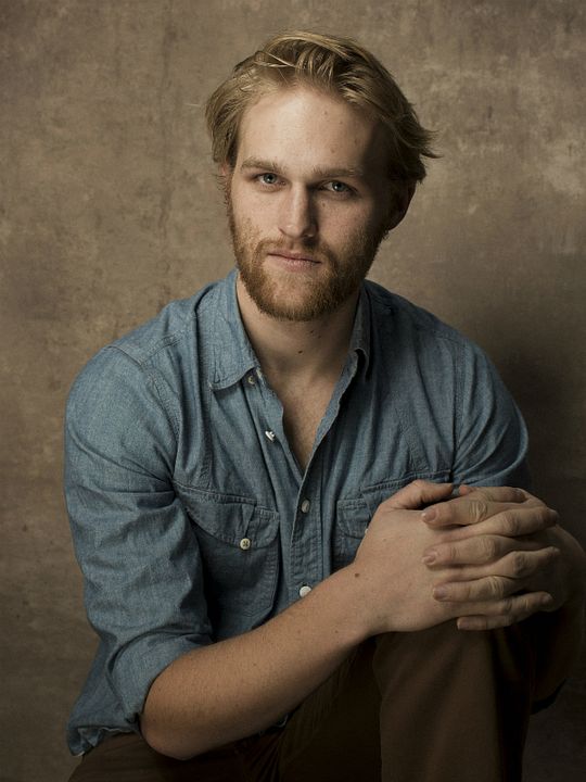 Póster Wyatt Russell