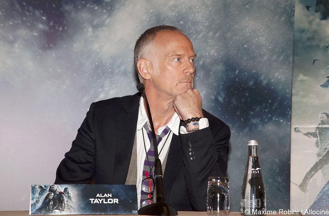 Thor: Un mundo oscuro : Cobertura de revista