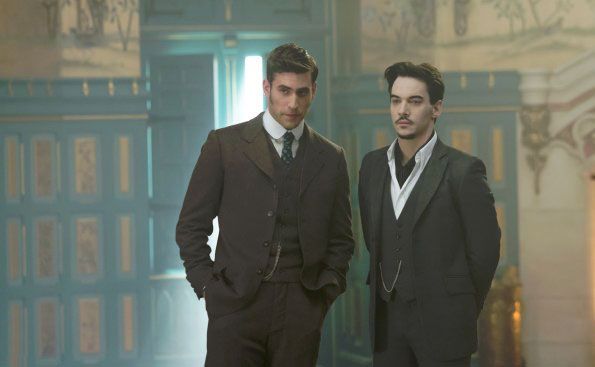 Foto Jonathan Rhys Meyers, Oliver Jackson-Cohen