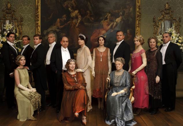 Downton Abbey : Foto Ed Speleers, Jim Carter, Shirley MacLaine, Michelle Dockery, Paul Giamatti, Rob James-Collier, Elizabeth McGovern, Hugh Bonneville, Laura Carmichael, Lily James, Maggie Smith, Penelope Wilton