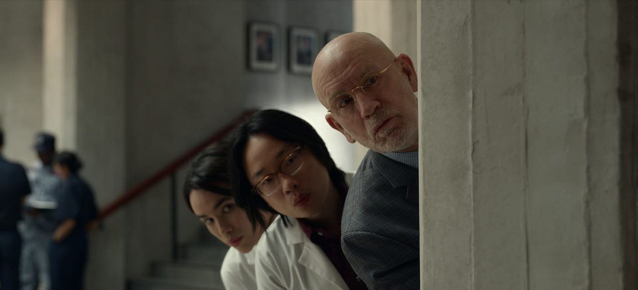 Foto Jimmy O. Yang, John Malkovich