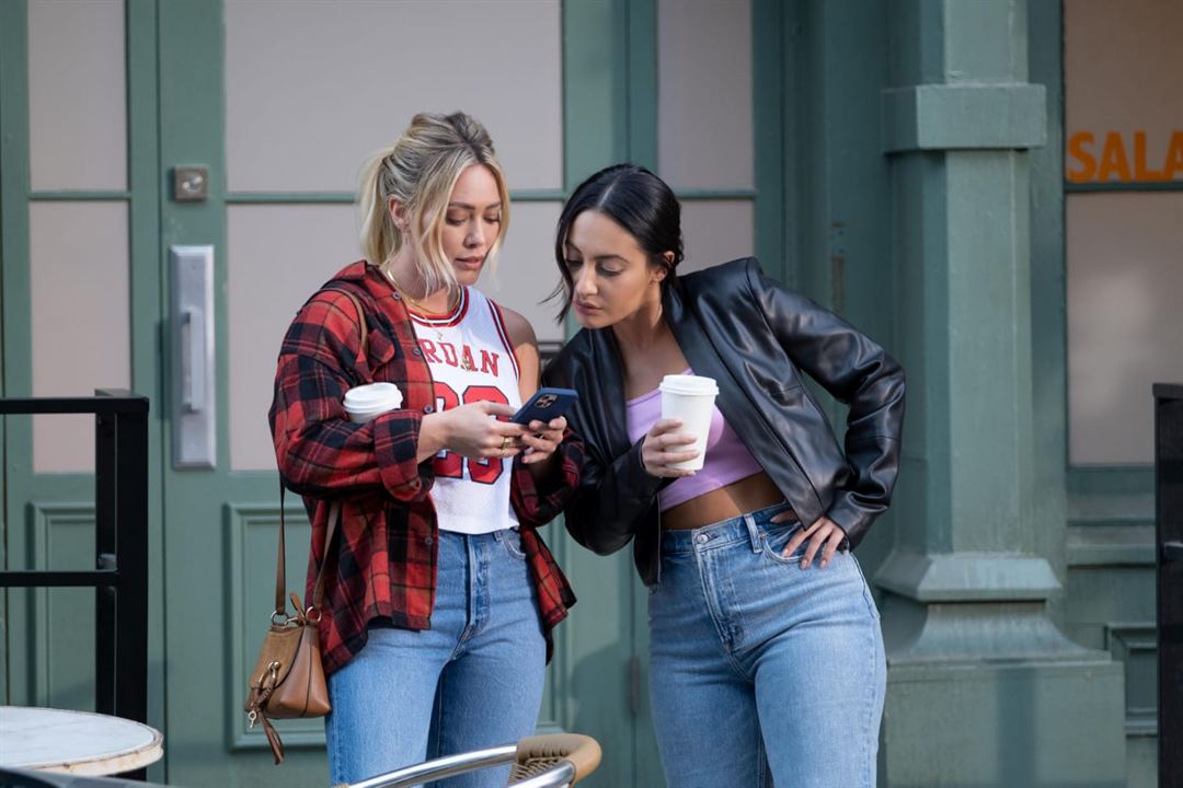 How I Met Your Father : Foto Hilary Duff, Ashley Reyes