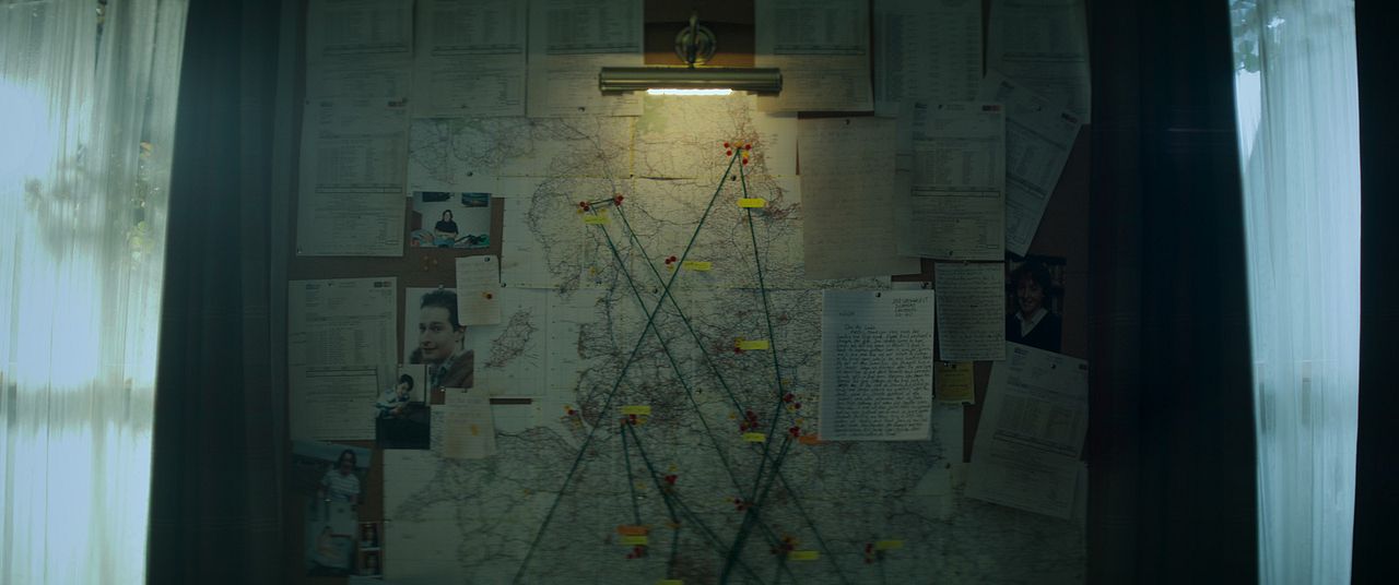 Quien maneja los hilos: tras la pista de los mayores impostores : Foto