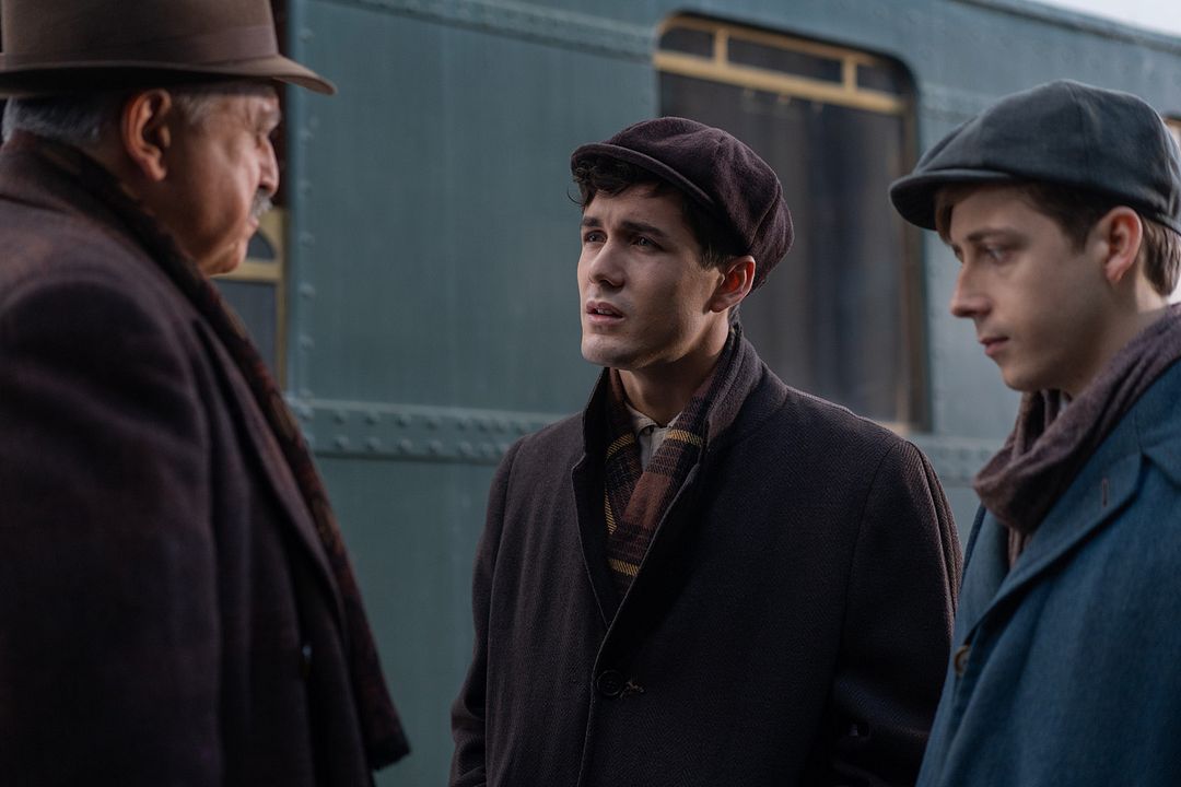 The Song Of Names : Foto Jonah Hauer-King