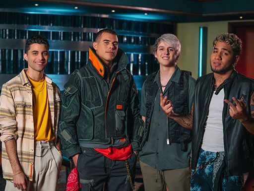 4 Ever : Cobertura de revista