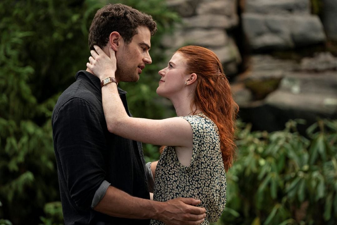 Foto Rose Leslie, Theo James