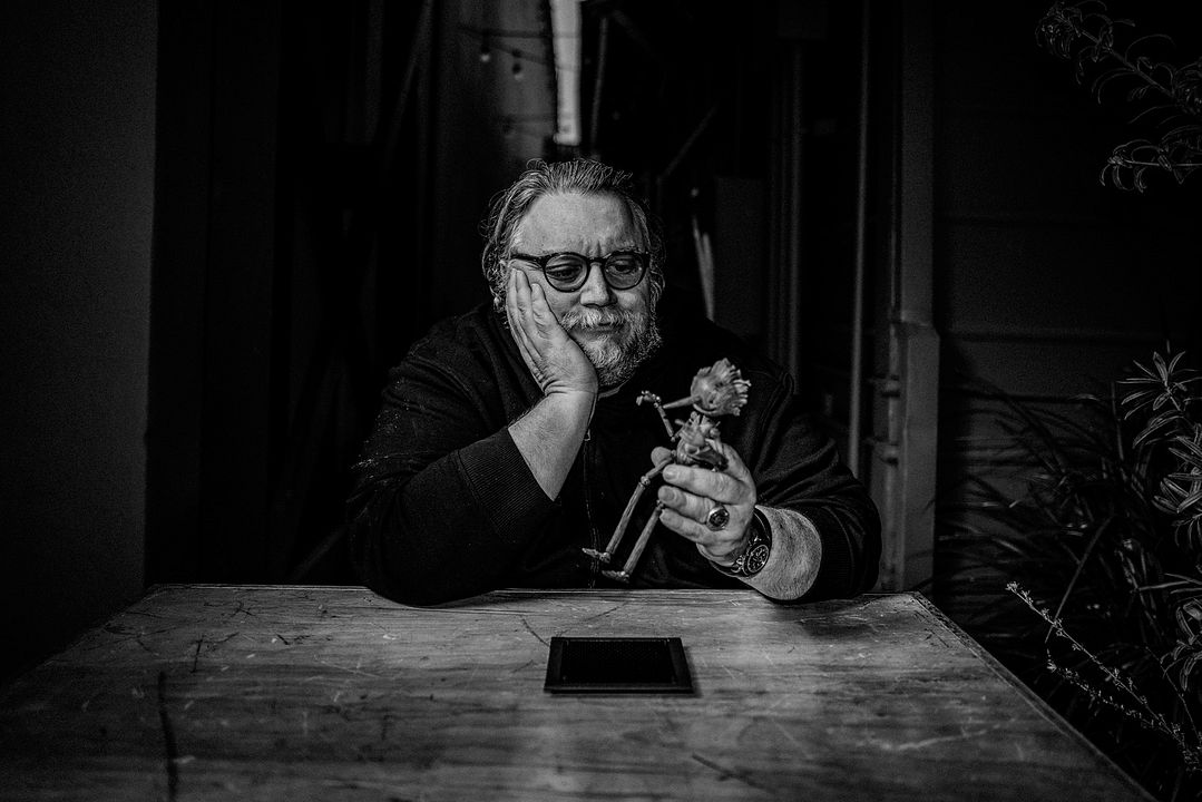 Pinocho de Guillermo del Toro : Cobertura de revista Guillermo del Toro