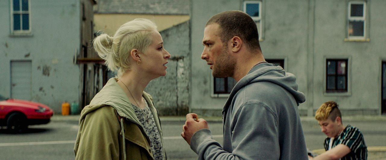 Calm with horses : Foto Cosmo Jarvis, Niamh Algar