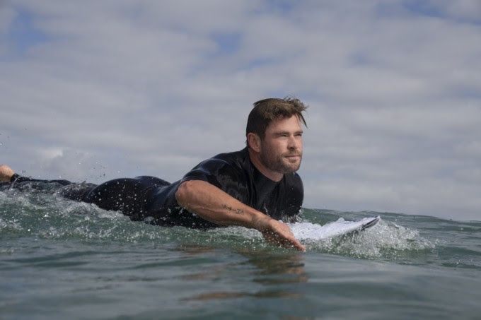 Shark Beach with Chris Hemsworth : Foto
