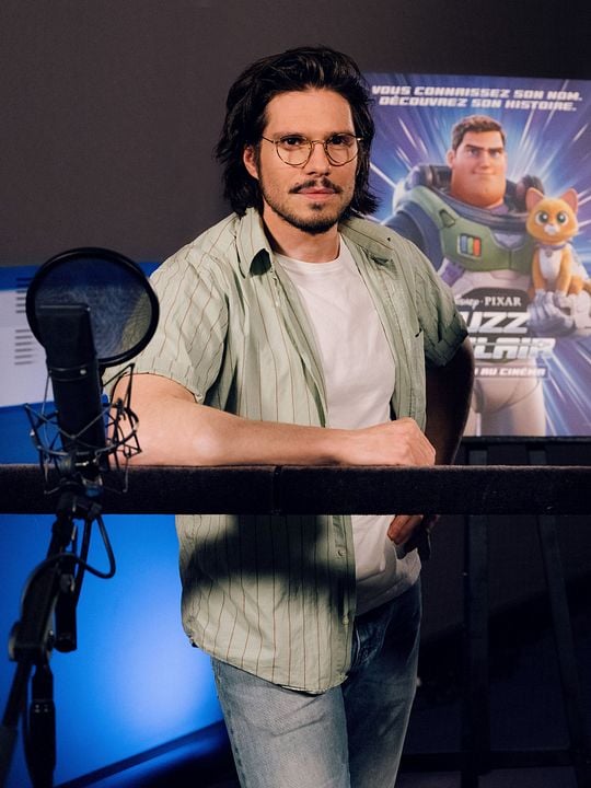 Lightyear : Cobertura de revista François Civil