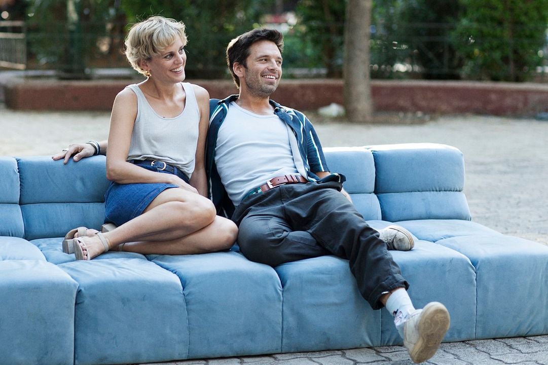 Cuando acaba la fiesta : Foto Denise Gough, Sebastian Stan