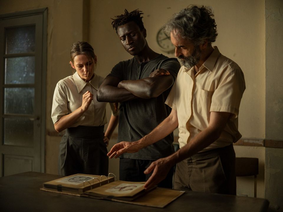 Crimes Of The Future : Foto Kristen Stewart, Welket Bungué