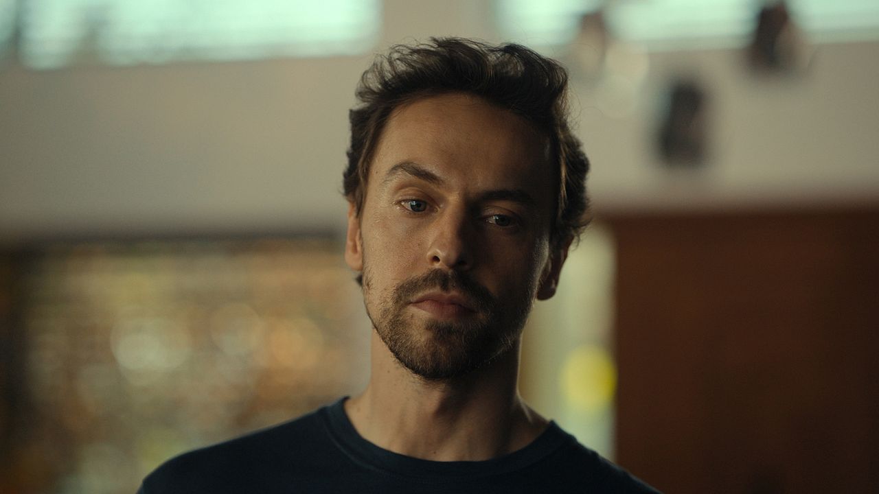 Juego de Amor y Mentiras : Foto