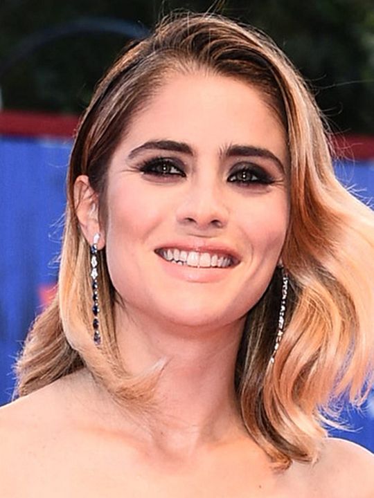 Póster Greta Scarano