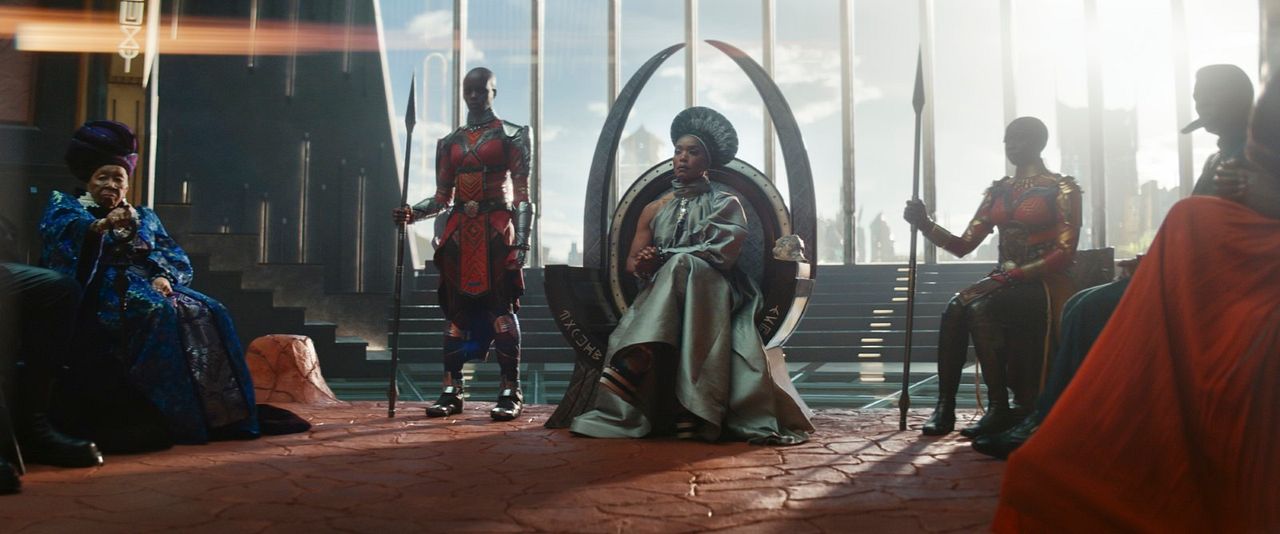 Pantera Negra: Wakanda Por Siempre : Foto Danai Gurira, Florence Kasumba, Angela Bassett