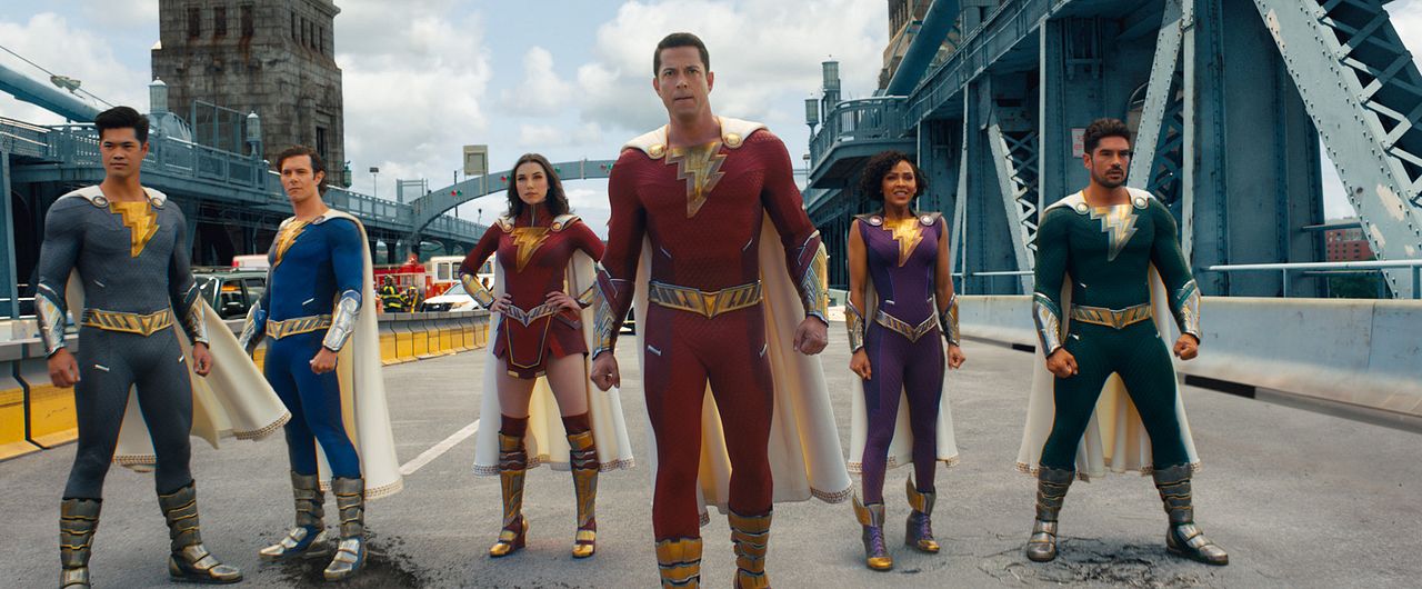 ¡Shazam! La furia de los dioses : Foto D.J. Cotrona, Zachary Levi, Grace Caroline Currey, Ross Butler, Meagan Good, Adam Brody