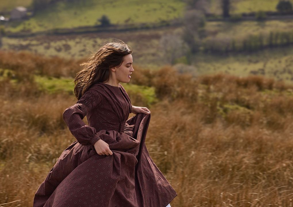 Emily : Foto Emma Mackey