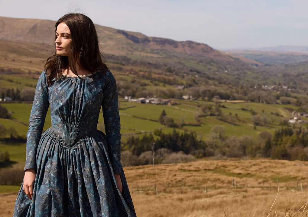 Emily : Foto Emma Mackey