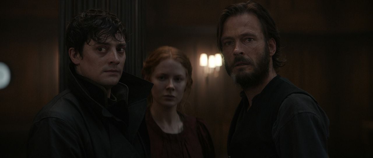 Foto Andreas Pietschmann, Emily Beecham, Aneurin Barnard