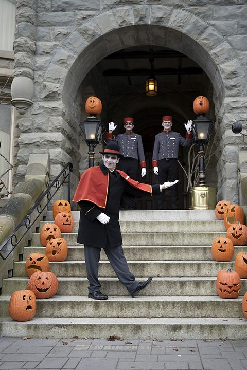 Under Wraps 2 : Foto