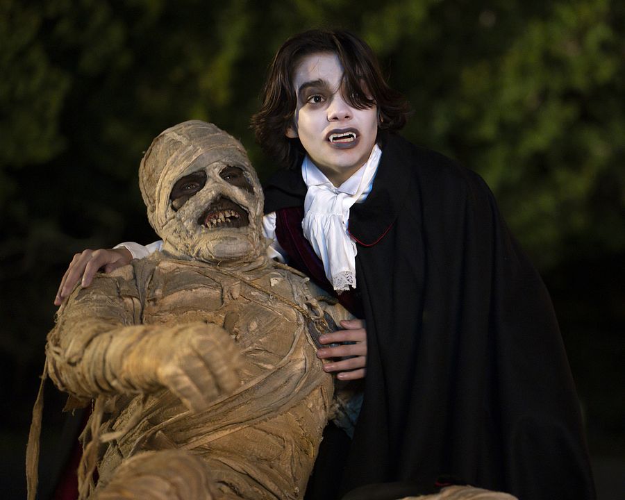 Under Wraps 2 : Foto