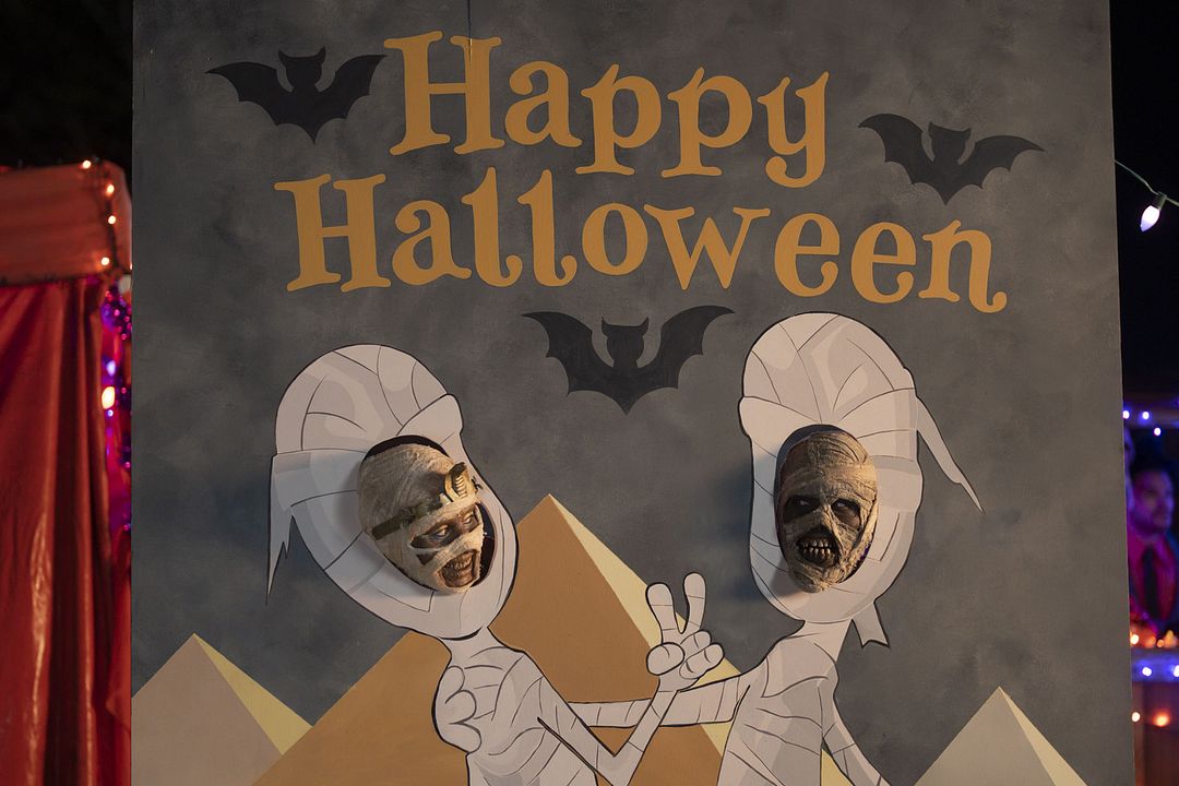 Under Wraps 2 : Foto