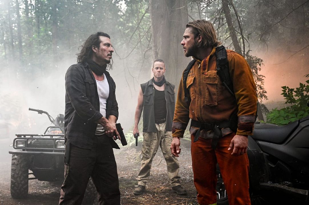 Fire Country : Foto Kevin Alejandro, Max Thieriot