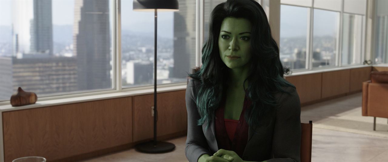 She Hulk: Defensora de Héroes : Póster