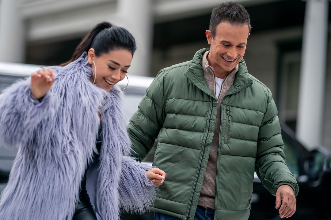 Navidad contigo : Foto Aimee Garcia, Freddie Prinze Jr.