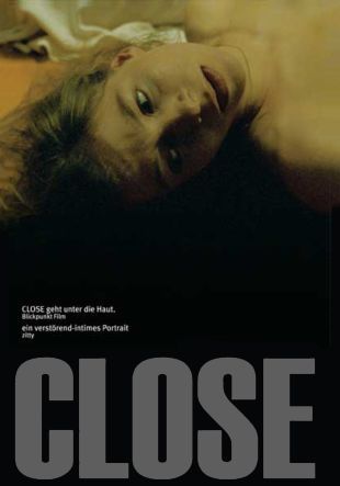 Close : Póster