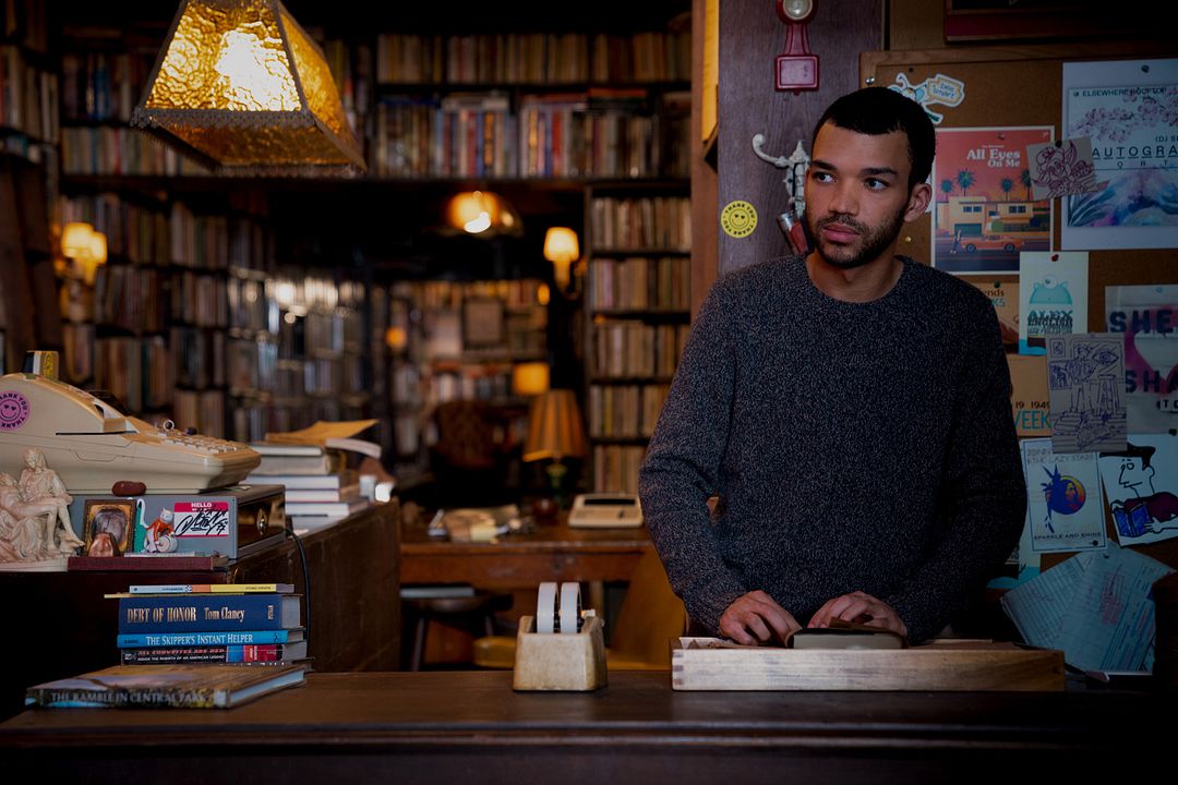 Sharper : Foto Justice Smith