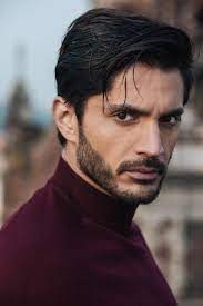 Póster Daniel Elbittar